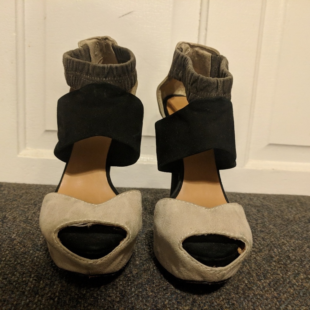 Black gray and tan LAMB heels
